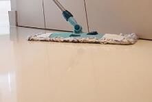 在辦公室進(jìn)行保潔的時(shí)候，要注意哪些方面呢？